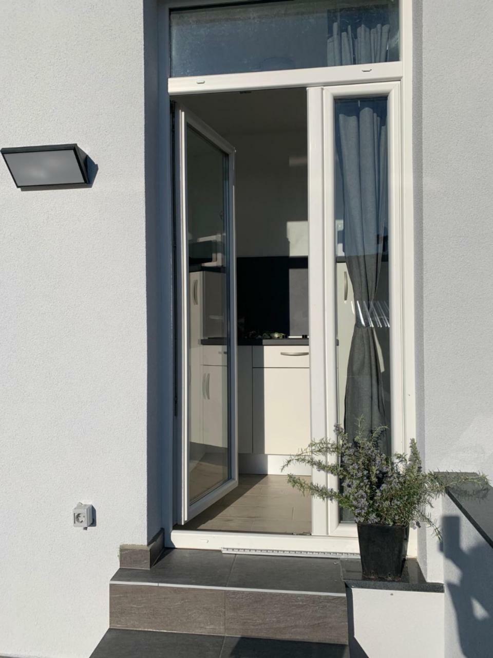 Modern Apartments Day Sibenik Exterior photo