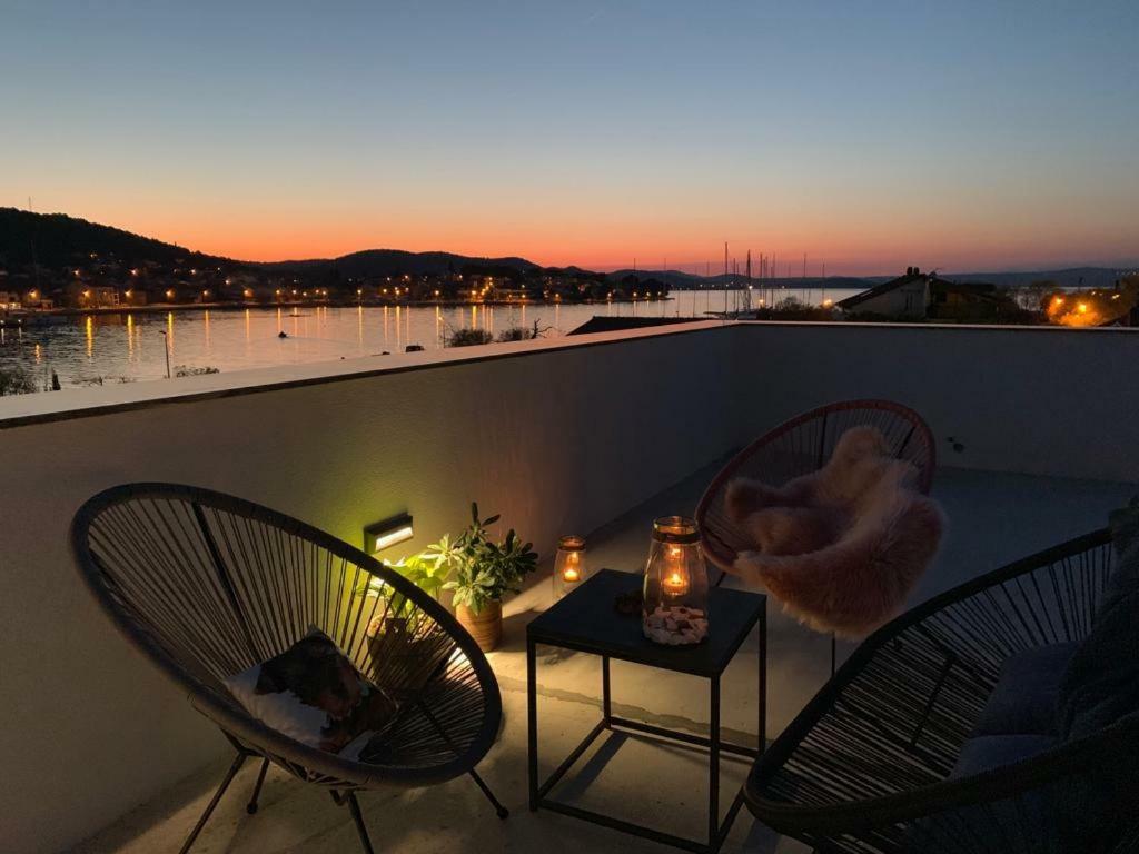 Modern Apartments Day Sibenik Exterior photo